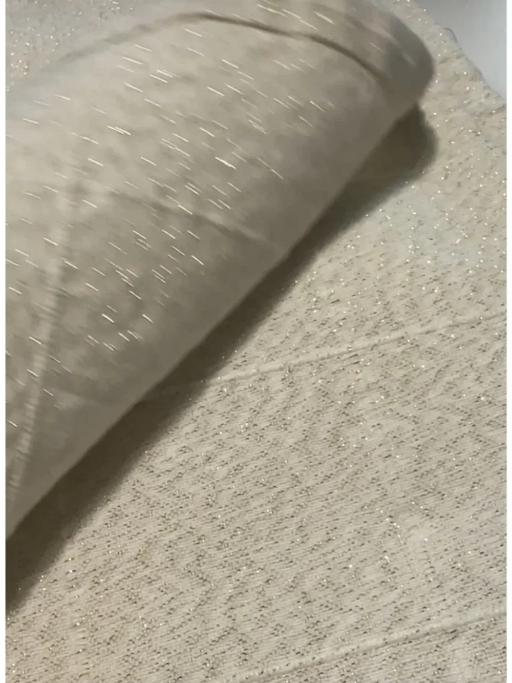 8 Cloth Napkins Cream Metallic Shimmer Embossed Grid Block Pattern Dinner Party